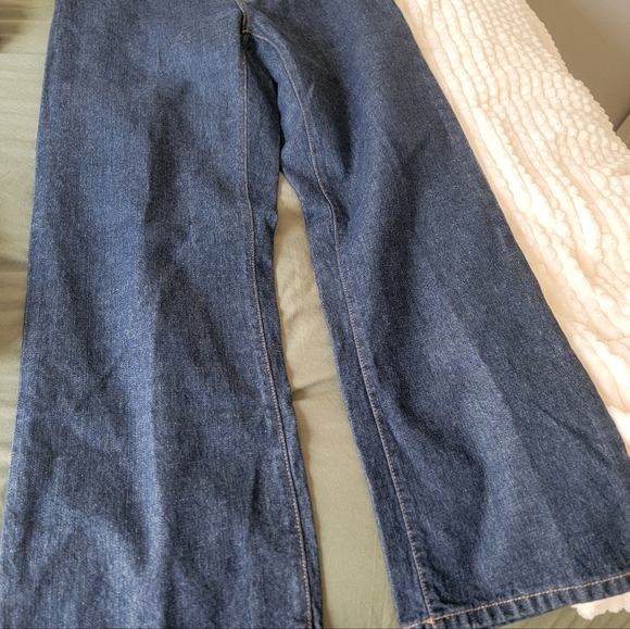 N/A - Picture 10 of 10